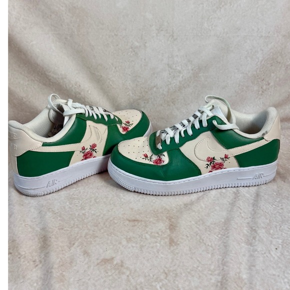 Green Floral Custom Nike Air Force 1 - Picture 2 of 9
